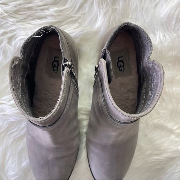 UGG | Women’s Bellamy Nubuck Tan Grey Buckles Water Resistant Bootie Ankle Boots - Picture 11 of 11